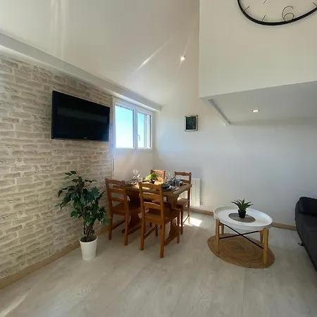 Bel A Deux Minutes De La Apartment *