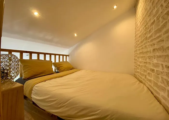 Bel A Deux Minutes De La Lägenhet